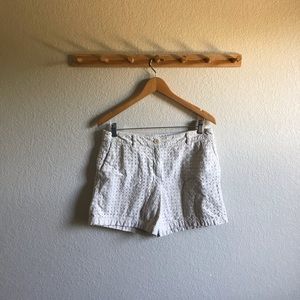 ❄️ 5 for $10 ❄️ Eyelet Shorts